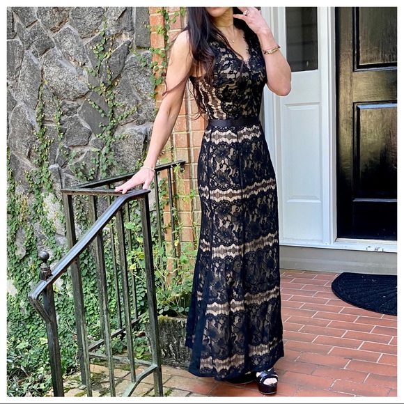 #12 LAST ONE Fabulous black lace maxi dress - Picture 5 of 8